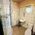 Daglezja Pod Gora Zar Rum i privatbostad Miedzybrodzie Zywieckie